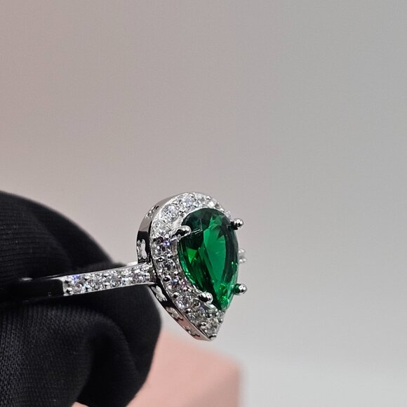 Sterling Silver 925 Rhodium Plated Teardrop Emerald and Clear CZ Ring - Picture 9 of 10